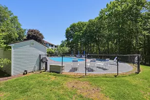 1811 Franklin Crossing Rd, Franklin, MA 02038 - Photo 31