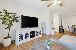 1811 Franklin Crossing Rd, Franklin, MA 02038 - Photo 5