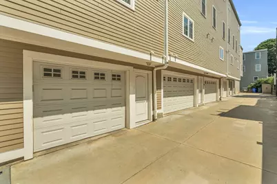 83 Dresser St #83, Boston, MA 02127 - Photo 13