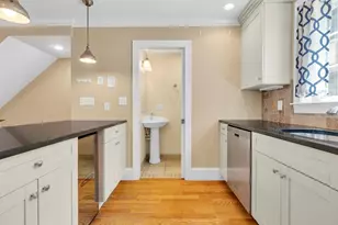 83 Dresser St, Boston, MA 02127 - Photo 5