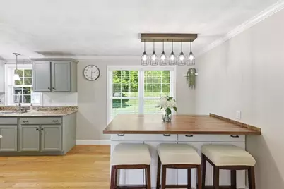 127 Sun Valley Dr, Cumberland, RI 02864 - Photo 7