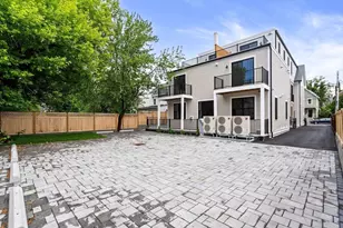27 Shepard St, Boston, MA 02135 - Photo 33