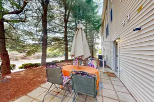 995 Trapelo Rd, Waltham, MA 02452 - Photo 27