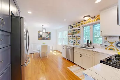 995 Trapelo Road #3, Waltham, MA 02452 - Photo 3
