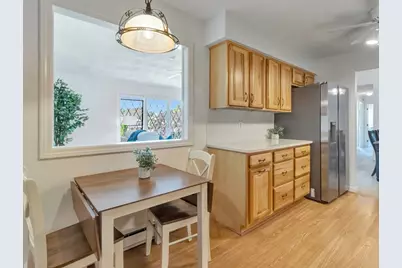 8 Rainbow Pond Dr #5, Walpole, MA 02081 - Photo 5