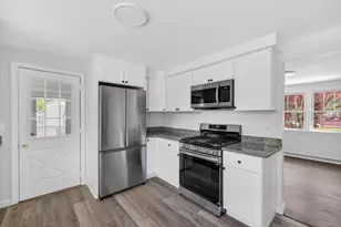 61 Stevens Rd, Swansea, MA 02777 - Photo 11