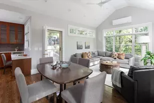 22 Regent St, Newton, MA 02465 - Photo 5