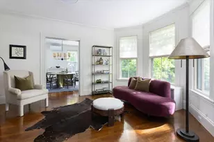 22 Regent St, Newton, MA 02465 - Photo 9