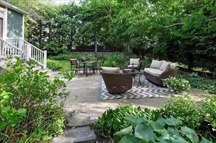 22 Regent St, Newton, MA 02465 - Photo 25