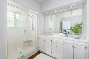 22 Regent St, Newton, MA 02465 - Photo 15