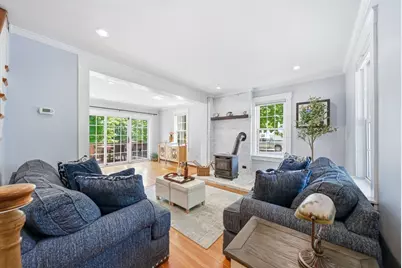 17 Garden Rd, Stoneham, MA 02180 - Photo 3