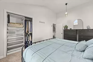 359 Plain St, Brockton, MA 02302 - Photo 15