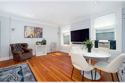 1064 Beacon St #12A, Brookline, MA 02446 - Photo 7