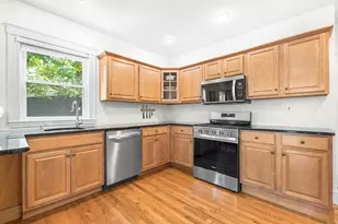 186 Pleasant St, Arlington, MA 02476 - Photo 15