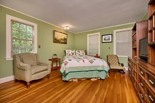 63 Prospect St, Northampton, MA 01060 - Photo 17