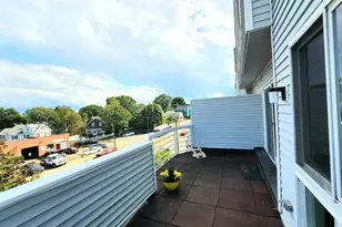 391 Hyde Park Ave, Boston, MA 02131 - Photo 13