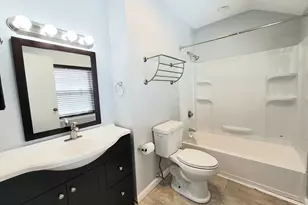 391 Hyde Park Ave, Boston, MA 02131 - Photo 27