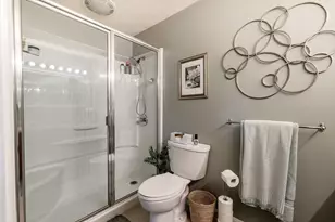 22 Duluth St, Worcester, MA 01604 - Photo 19