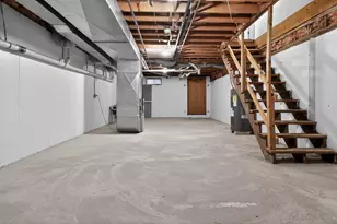 53 S Walnut St, Quincy, MA 02169 - Photo 15