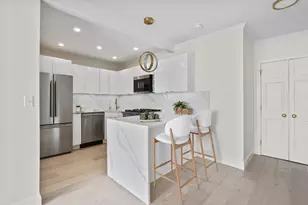 85 E India Row, Boston, MA 02110 - Photo 3