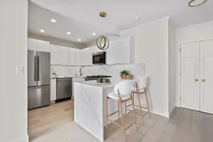 85 E India Row, Boston, MA 02110 - Photo 1