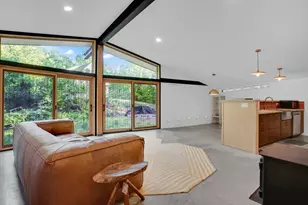 1146 Federal St, Belchertown, MA 01007 - Photo 15