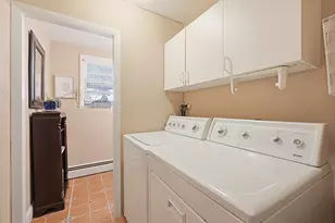 1 Fisher St, Holliston, MA 01746 - Photo 27