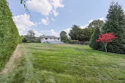 7 Diane Way, Westport, MA 02790 - Photo 35