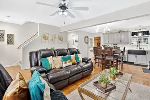 264 E Main St, Chicopee, MA 01020 - Photo 9