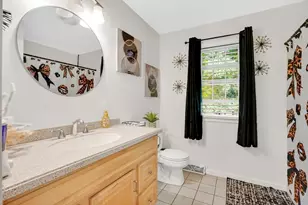 264 E Main St, Chicopee, MA 01020 - Photo 33
