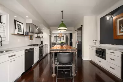 14 F St, Boston, MA 02127 - Photo 11