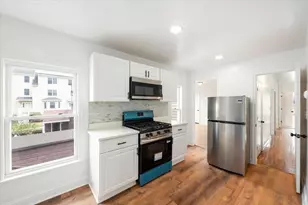 16 Oakes St, Everett, MA 02149 - Photo 31