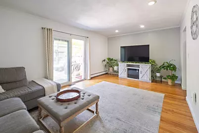 1 Charles St #V, Reading, MA 01867 - Photo 11