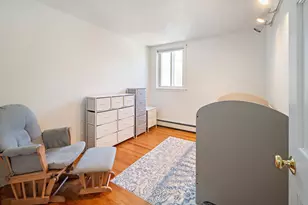 1 Charles St, Reading, MA 01867 - Photo 15
