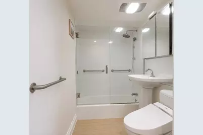 19 Winchester #806, Brookline, MA 02446 - Photo 9