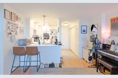 19 Winchester #806, Brookline, MA 02446 - Photo 7