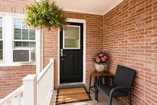 17 Hammond Pond Pkwy, Newton, MA 02467 - Photo 15