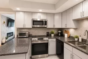 17 Hammond Pond Pkwy, Newton, MA 02467 - Photo 3