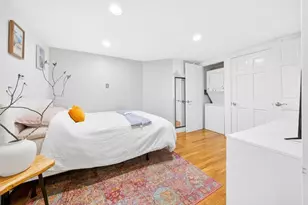 352 Tappan St, Brookline, MA 02445 - Photo 23