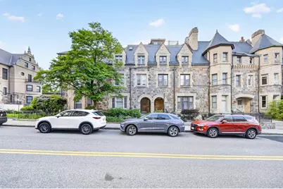 352 Tappan St #1, Brookline, MA 02445 - Photo 29