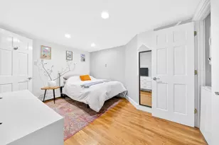 352 Tappan St, Brookline, MA 02445 - Photo 27