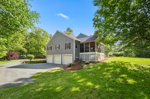 261 Pine Hill Rd, Chelmsford, MA 01824 - Photo 3