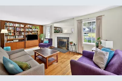 121 Benz St, Springfield, MA 01118 - Photo 11