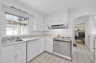 121 Benz St, Springfield, MA 01118 - Photo 19