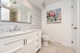 21 Rolling Green Ln, Mashpee, MA 02649 - Photo 15