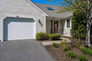 21 Rolling Green Ln, Mashpee, MA 02649 - Photo 1