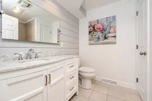 21 Rolling Green Ln, Mashpee, MA 02649 - Photo 11