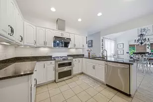 894 Liberty St, Braintree, MA 02184 - Photo 13