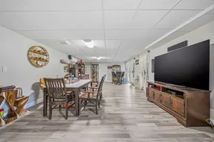 894 Liberty St, Braintree, MA 02184 - Photo 35