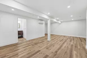 32 N Prospect St, Amherst, MA 01002 - Photo 19